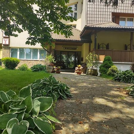 Zajazd U Kmity Postołów Exterior foto